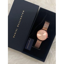 DANIEL WELLINGTON WOMEN'S WATCH DW00100471 - PETITE UNITONE 32mm (zw506c)ZEGAREK DAMSKI DANIEL WELLINGTON DW00100438 - QUADRO (zw505a)