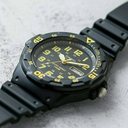 ZEGAREK MĘSKI CASIO MRW-200H-9B (zd147i) + BOXZEGAREK MĘSKI CASIO MRW-200H-9B (zd147i) + BOX