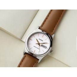 ZEGAREK DAMSKI CASIO LTP-V006L-7B2 (zd576d) + BOXZEGAREK DAMSKI CASIO LTP-V006L-4B (zd576c) + BOX