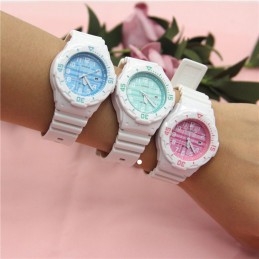 ZEGAREK DAMSKI CASIO LRW-200H 3CVDF (zd557n) + BOXZEGAREK DAMSKI CASIO LRW-200H 3CVDF (zd557n) + BOX