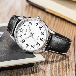 ZEGAREK MĘSKI CASIO MTP-1303PL-7B (zd021e) + BOXZEGAREK MĘSKI CASIO MTP-1303PL-7B (zd021e) + BOX