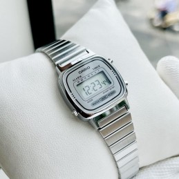 ZEGAREK DAMSKI CASIO VINTAGE LA670WA-7D (zd597a) + BOXZEGAREK DAMSKI CASIO LA670WA-7D (zd597a) + BOX