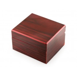 Prezentowe pudełko na zegarek - drewniane w kolorze wiśniowymPrezentowe pudełko na zegarek - drewniane, mniejsze.